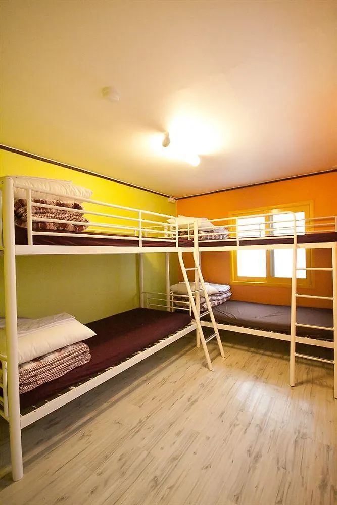 Popcorn Hostel Busan Station Hotel