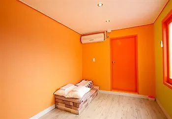 Popcorn Hostel Busan Station 2*,  South Korea