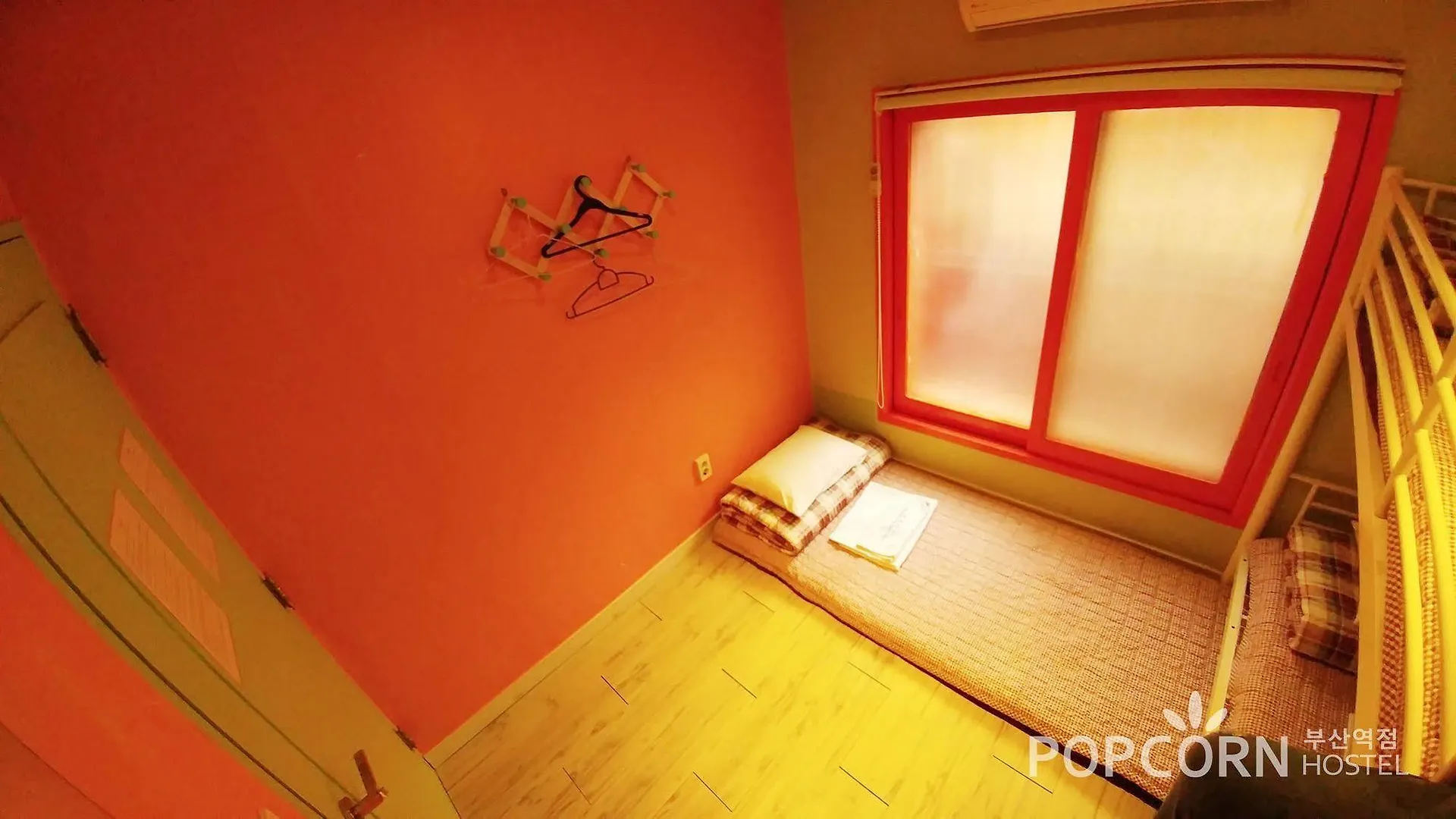 Hotel Popcorn Hostel Busan Station
