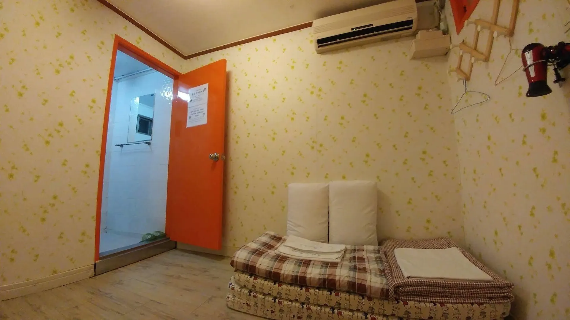 Popcorn Hostel Busan Station Jižní Korea