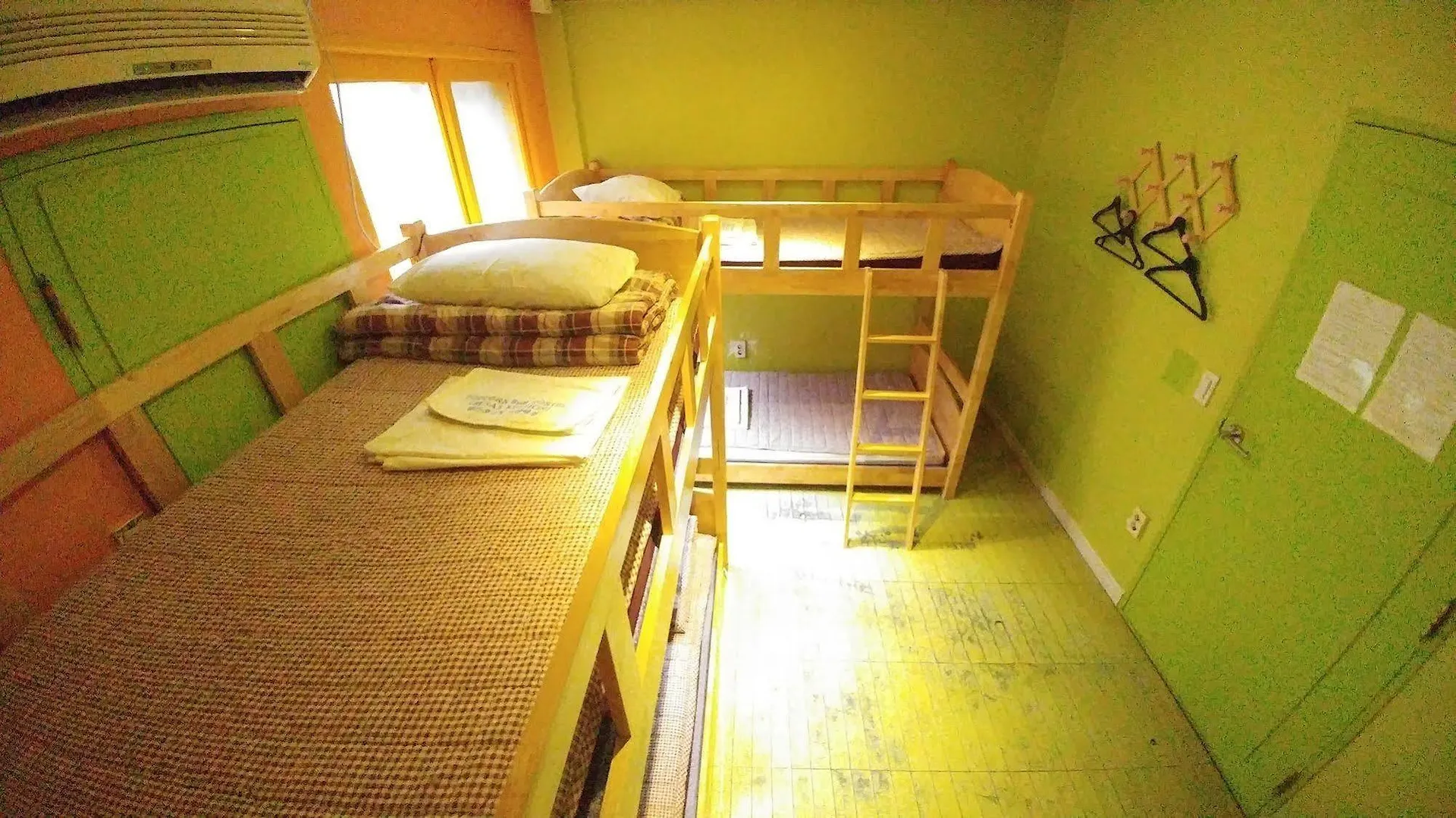 Popcorn Hostel Busan Station