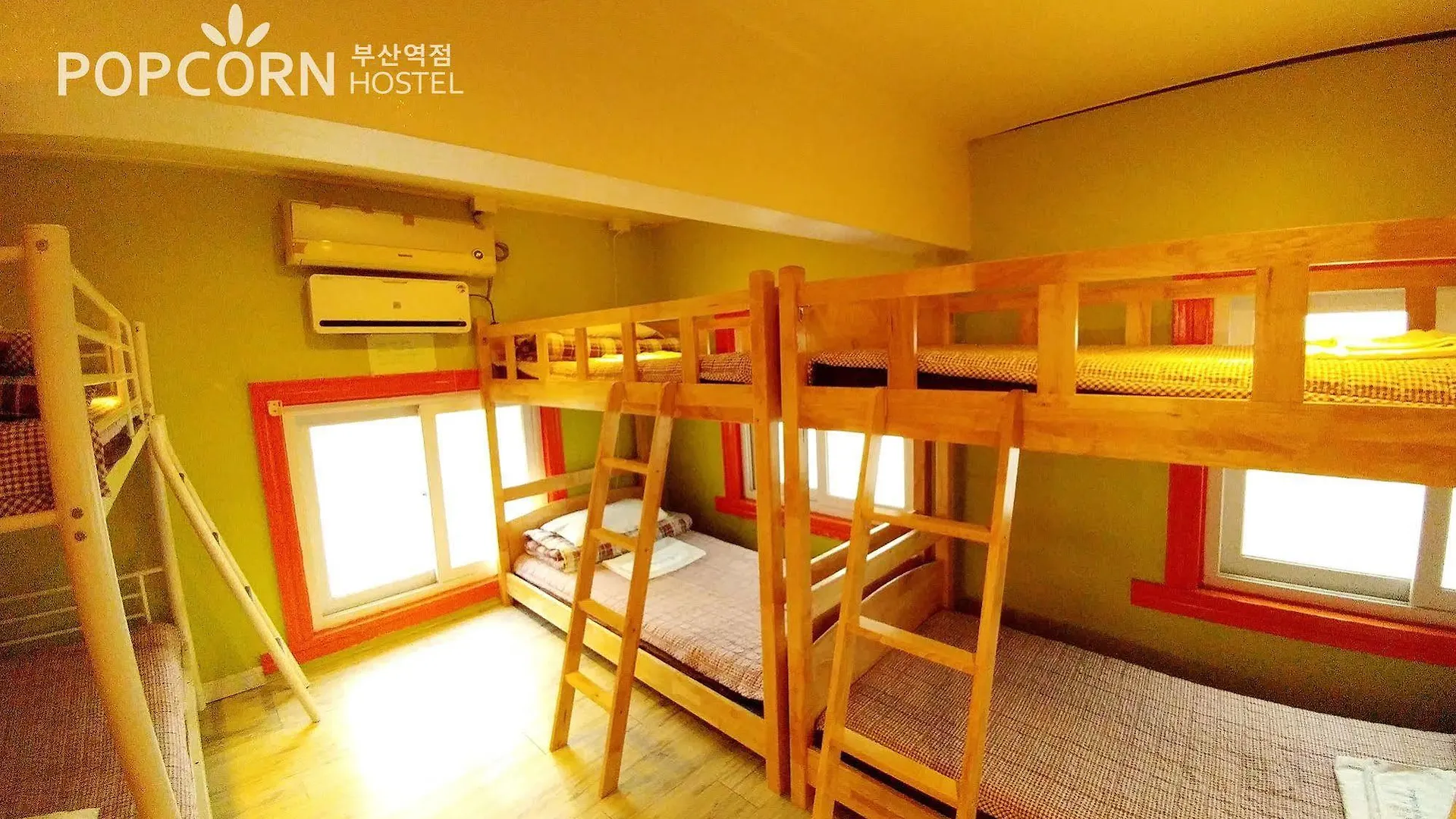 Hotel Popcorn Hostel Busan Station