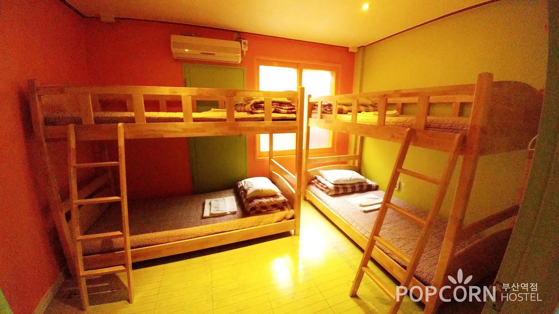 Popcorn Hostel Busan Station 2*,  Jižní Korea