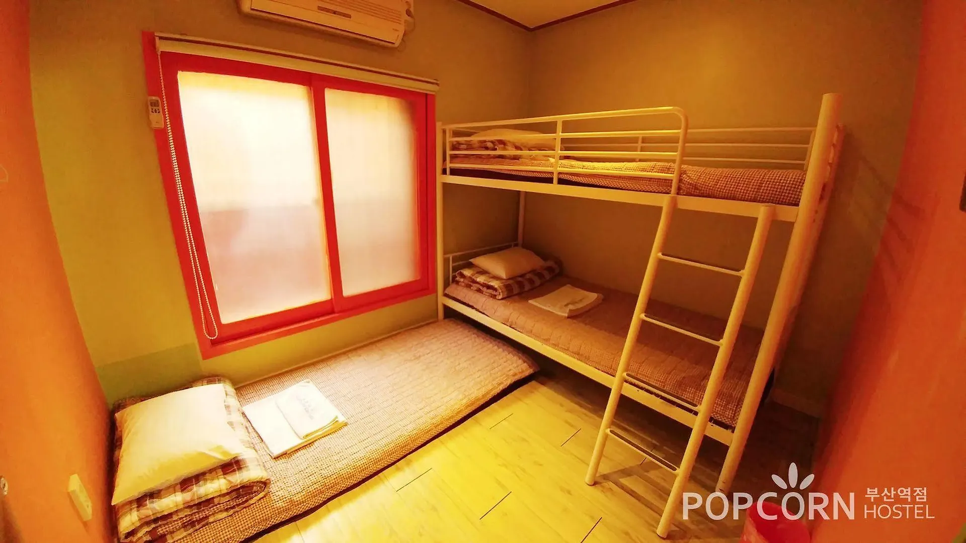 Hotel Popcorn Hostel Busan Station