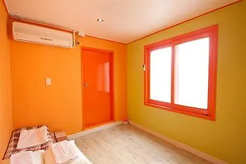 Hotel Popcorn Hostel Busan Station